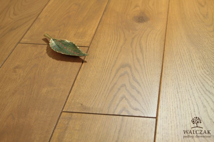 Oak board color chestnut S17 (smooth)