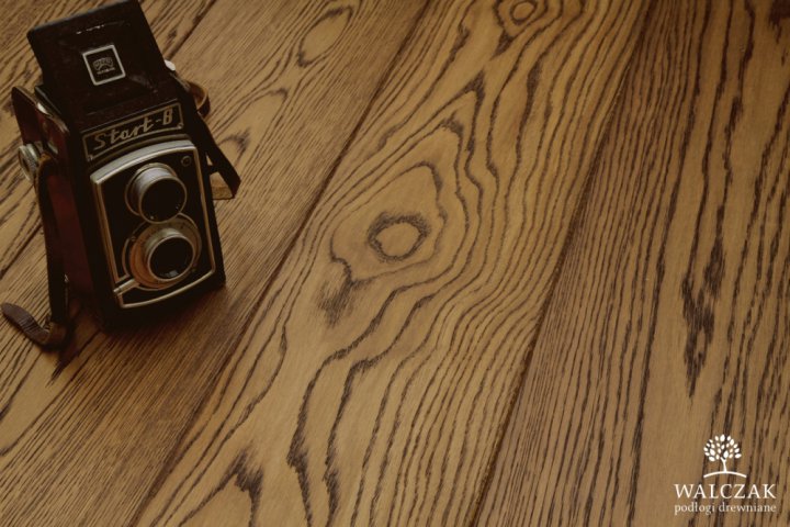 Oak board color rosewood S30 (brushed)
